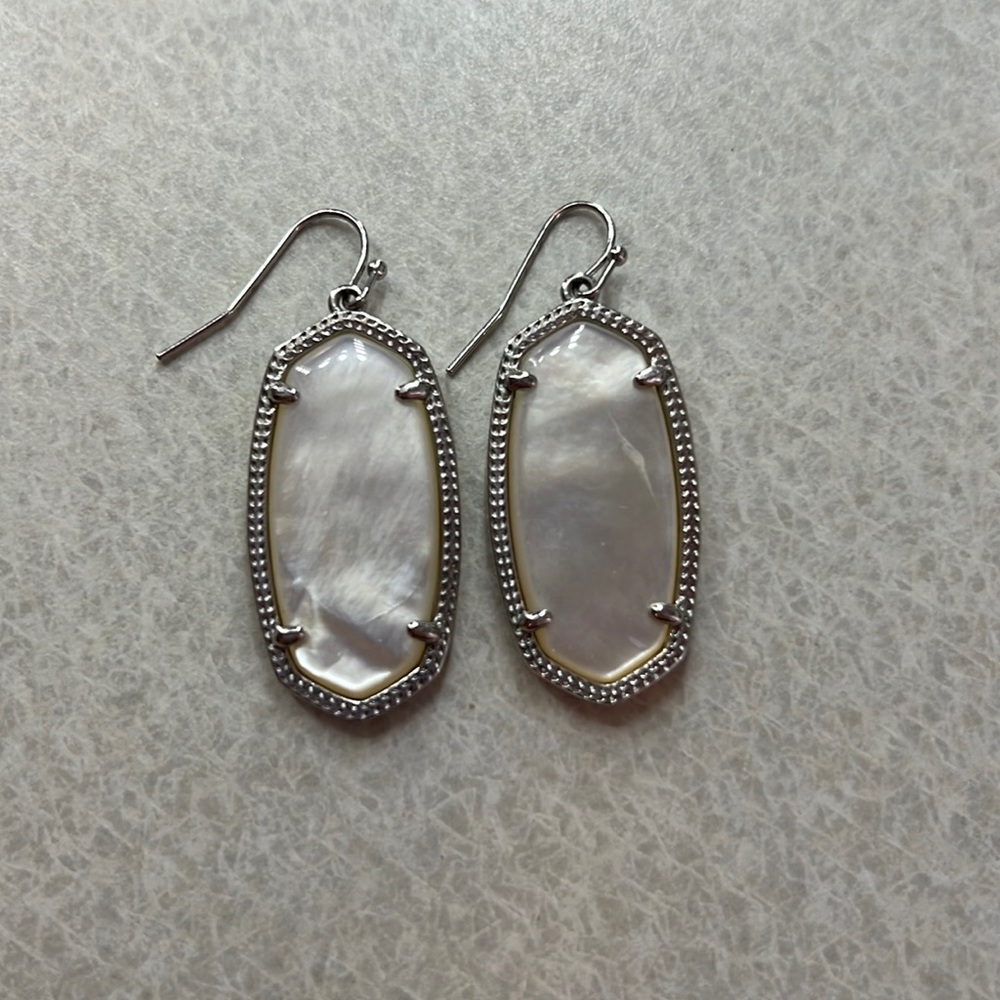 White/pearl Kendra Scott earrings